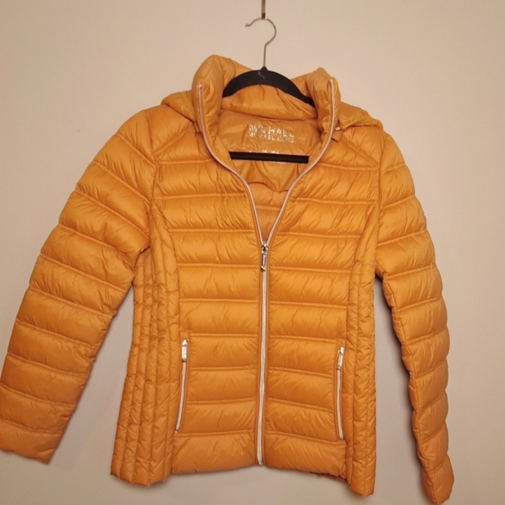 Michael Kors women's packable premium down blend puffer jacket